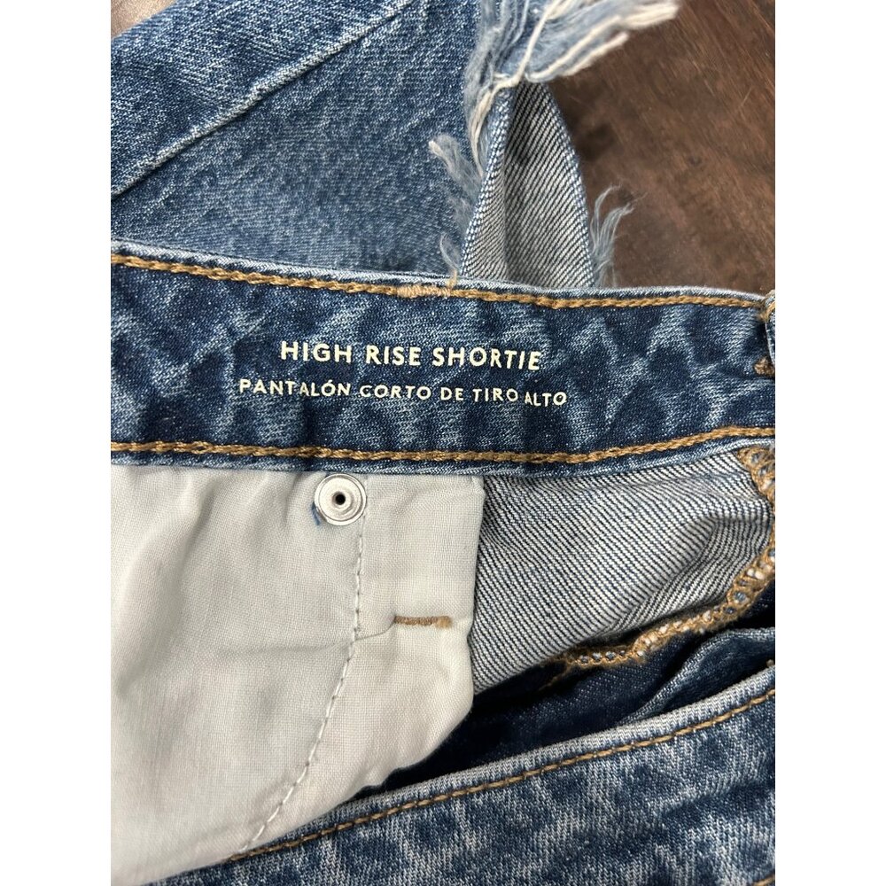 Universal Thread Womens High Rise Shortie Denim Shorts Frayed Hem Size 16 - Picture 6 of 9